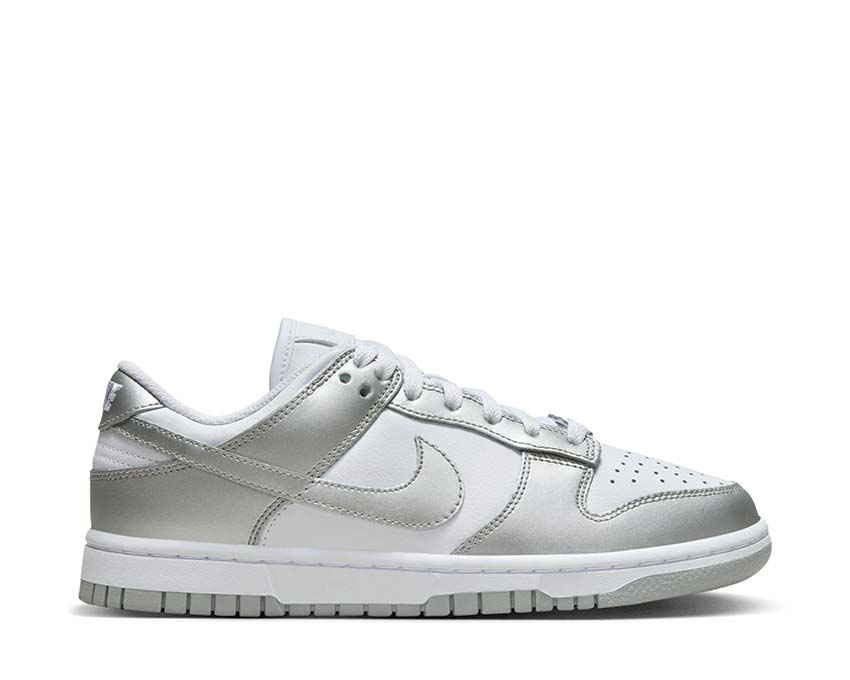 Nike Dunk Low Metallic Silver